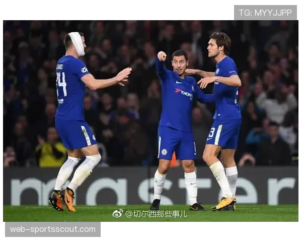 人物专访：朗斯队长谈十年坚守与球队的欧冠征程